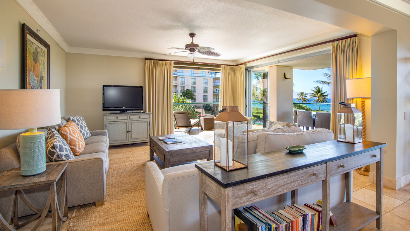Honua Kai Maui living room